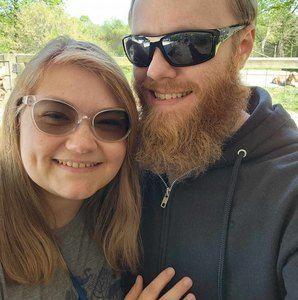 Meet your Posher, Caitlin